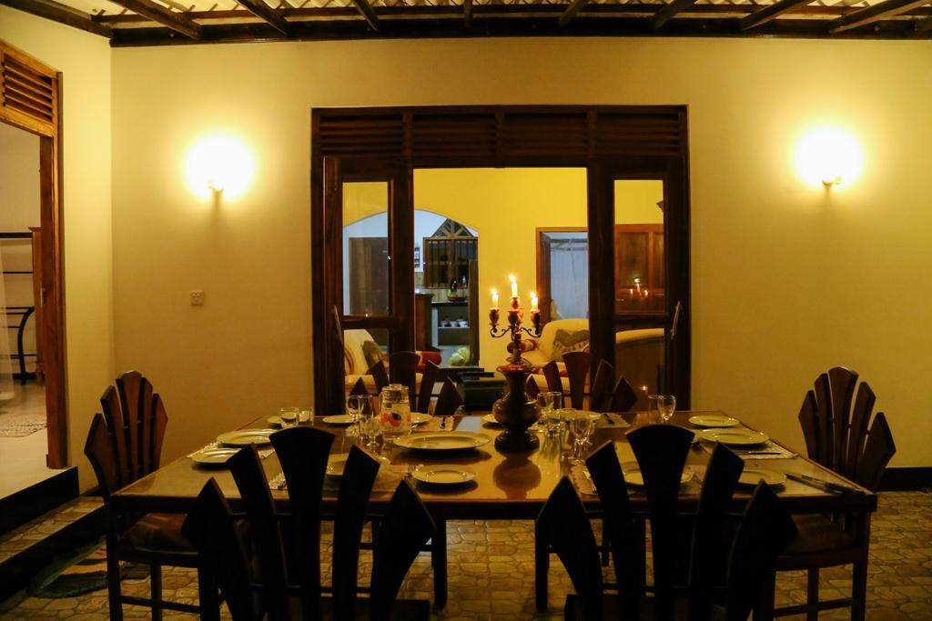 Villa Green Cottage Хіккадува Екстер'єр фото